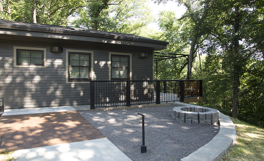 Glamping cabin 2 at Platte River State Park. These cabins are part of the Outdoor Venture Park initiative.  Nguyen-Wheatley, July 9, 2018. Copyright NEBRASKAland Magazine, Nebraska Game and Parks Commission.